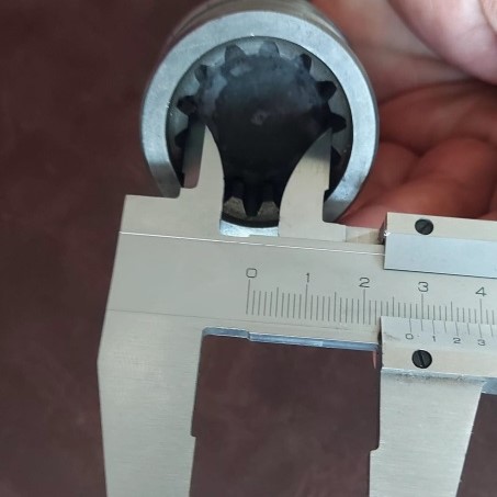 Диаметр по вершинам шлицев